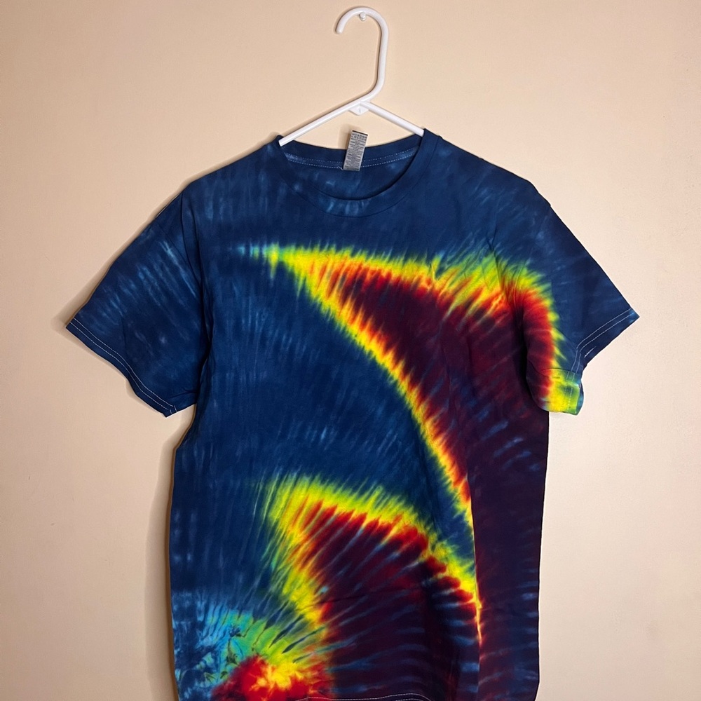 Gildan Tie-Dye Short Sleeve Tee - Blue, Yellow, Red